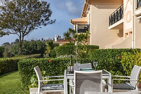 Fairview Golfside Apartment at Boavista