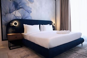 Azusa Hotels and Apartment
