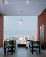 Azusa Hotels and Apartment