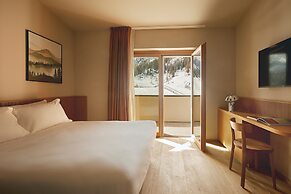 Rifugio Colere 1600 by Cloud 7