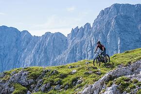 Rifugio Colere 1600 by Cloud 7