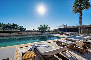 Palmrise Luxury Villas