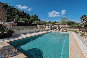 Palmrise Luxury Villas