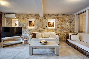 Palmrise Luxury Villas