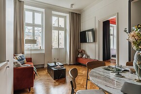 Pinata Apartment  - LoftAffair
