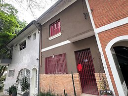 Casa a 450m Parque Ipiranga