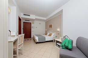 Helios Hotel