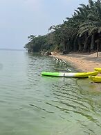 Bugoma Palms Resort Beach and Hotel