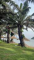 Bugoma Palms Resort Beach and Hotel