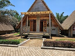 Bugoma Palms Resort Beach and Hotel