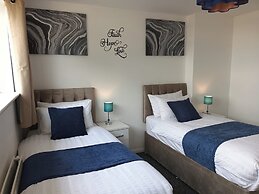 Spacious Birmingham House - 7 Guests -free Parking