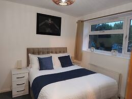 Spacious Birmingham House - 7 Guests -free Parking