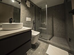 Comfortable 2BR City Apartment