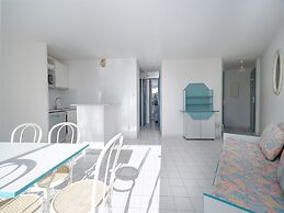 Retreat for 8 With Shared Pool