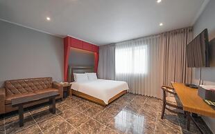BAY HOTEL