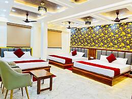 Hotel Aditya Varanasi