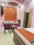 Hotel Aditya Varanasi