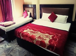Hotel Aditya Varanasi