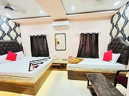 Hotel Aditya Varanasi