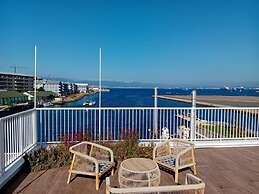 Luxury Marina Apartment - Self Catering