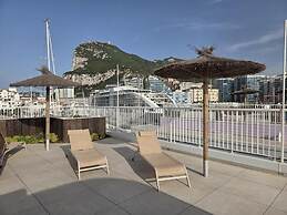 Luxury Marina Apartment - Self Catering