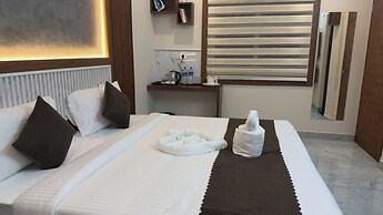 Cloud9 Airport Hotel