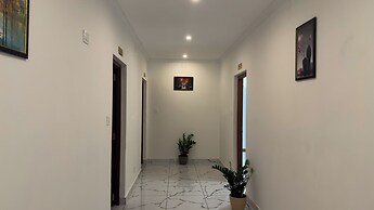 Cloud9 Airport Hotel