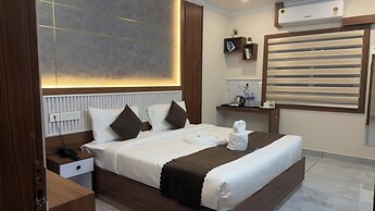 Cloud9 Airport Hotel