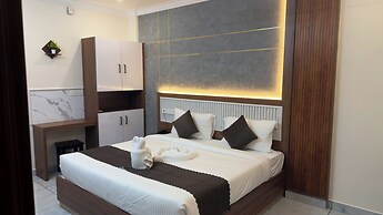 Cloud9 Airport Hotel