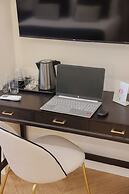 Sofia Suites &Rooms