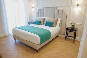 Sofia Suites &Rooms