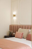 Sofia Suites &Rooms