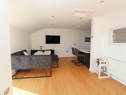 Sea Breeze Retreat