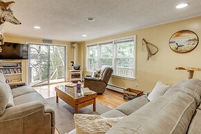 Lake Winnisquam Home: Fish, Hike & Explore!