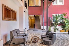 Serene Candolim 2bhk With Infinity Pool