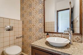 Serene Candolim 2bhk With Infinity Pool