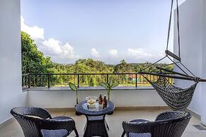 Serene Candolim 2bhk With Infinity Pool