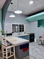 Peaceful Morales Getaway With 3 Spacious Bedrooms