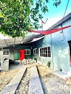 Peaceful Morales Getaway With 3 Spacious Bedrooms