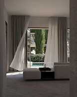 Lantana Villas and Hotel