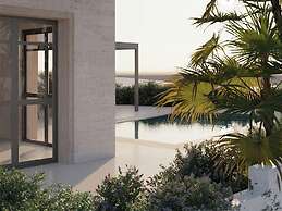 Lantana Villas and Hotel