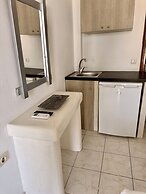 Aegean Nest Studios - Adults only