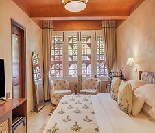 Unseen Boutique Hotel