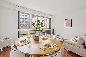 Chic 1BR Steps from Opéra Garnier
