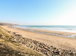 Praa Waves