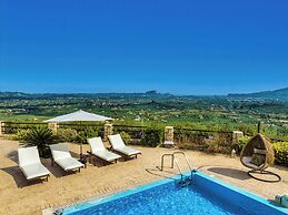 Amorosa Villas
