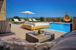 Amorosa Villas