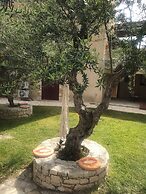 Amorosa Villas