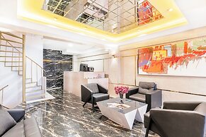 Marine Point Hotel