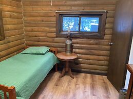 Valdez Lodge
